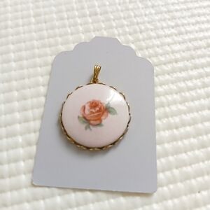 Vintage porcelain Pink CAB with Rose pendant, 1 1/8, gold tone, mint